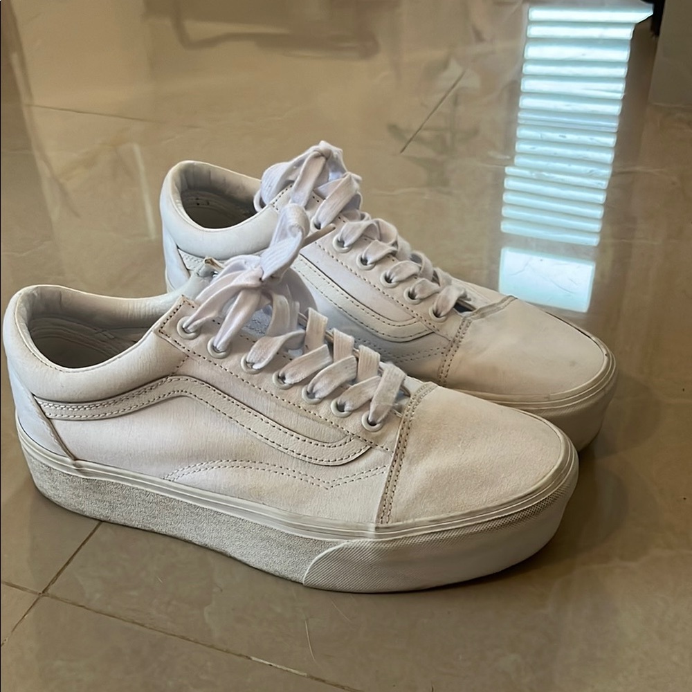 VANS Classic White Women's Sneakers